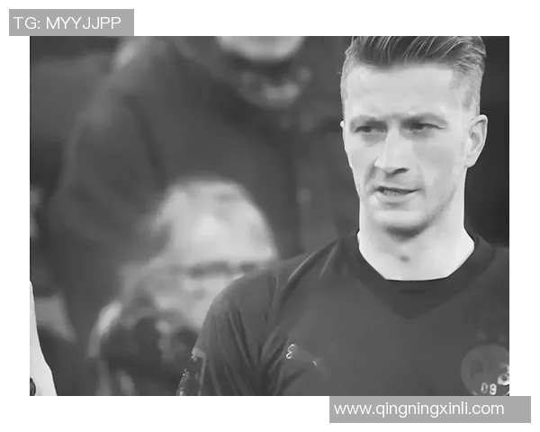 退役足球球星帅哥再度引发热议展现不老魅力赢得无数粉丝喜爱